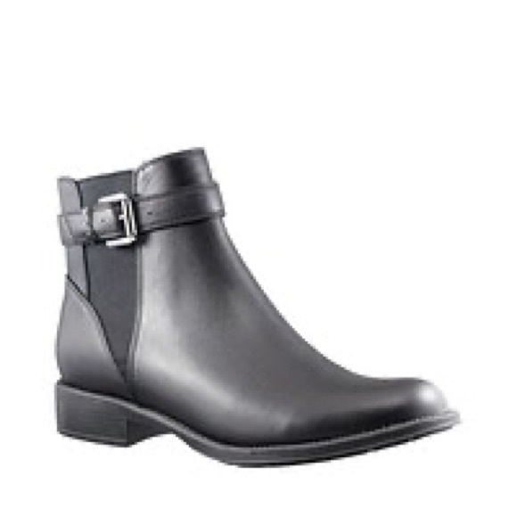 Blondo WATERPROOF Ankle Boot | Black | Size 8 - Picture 2 of 8